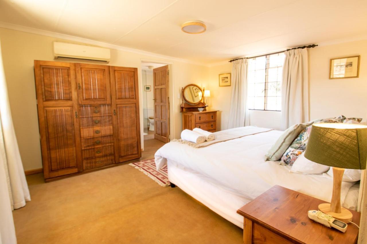 Sunbird Cottage Graaff Reinet Luaran gambar